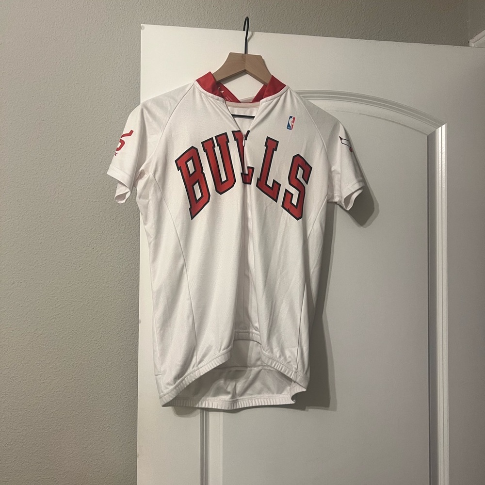 Chicago Bulls White and Red Cycling Jersey